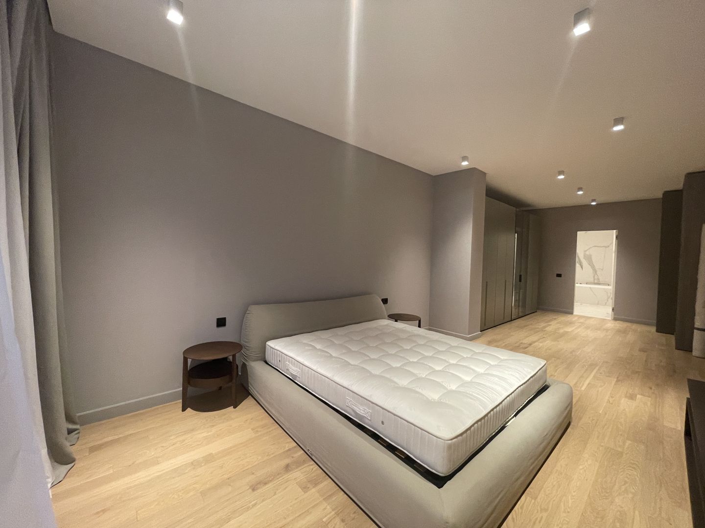 Unique Luxury Apartment | 4 Rooms | CITY VIEW - Poză 8