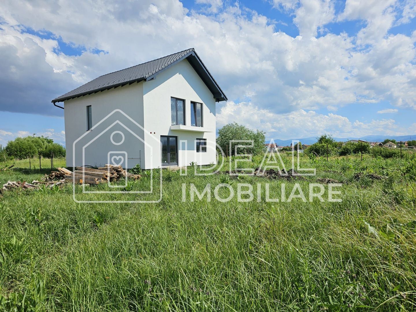 Casa Individuala Moderna cu 265 mp de curte, Sura Mica - Poză 10