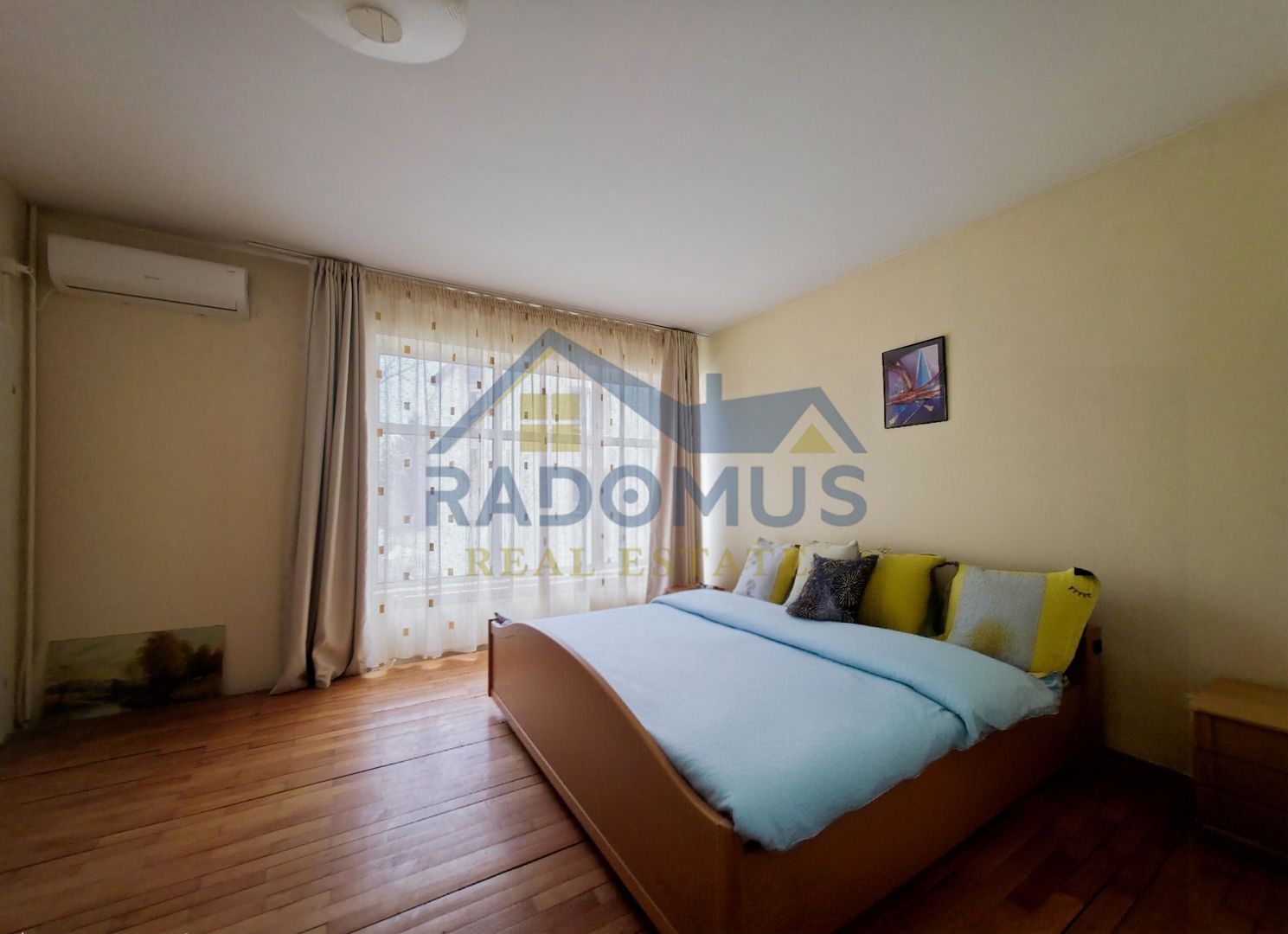 Vilă spațioasă, central, ideală pentru activități comerciale/birouri - Poză 11