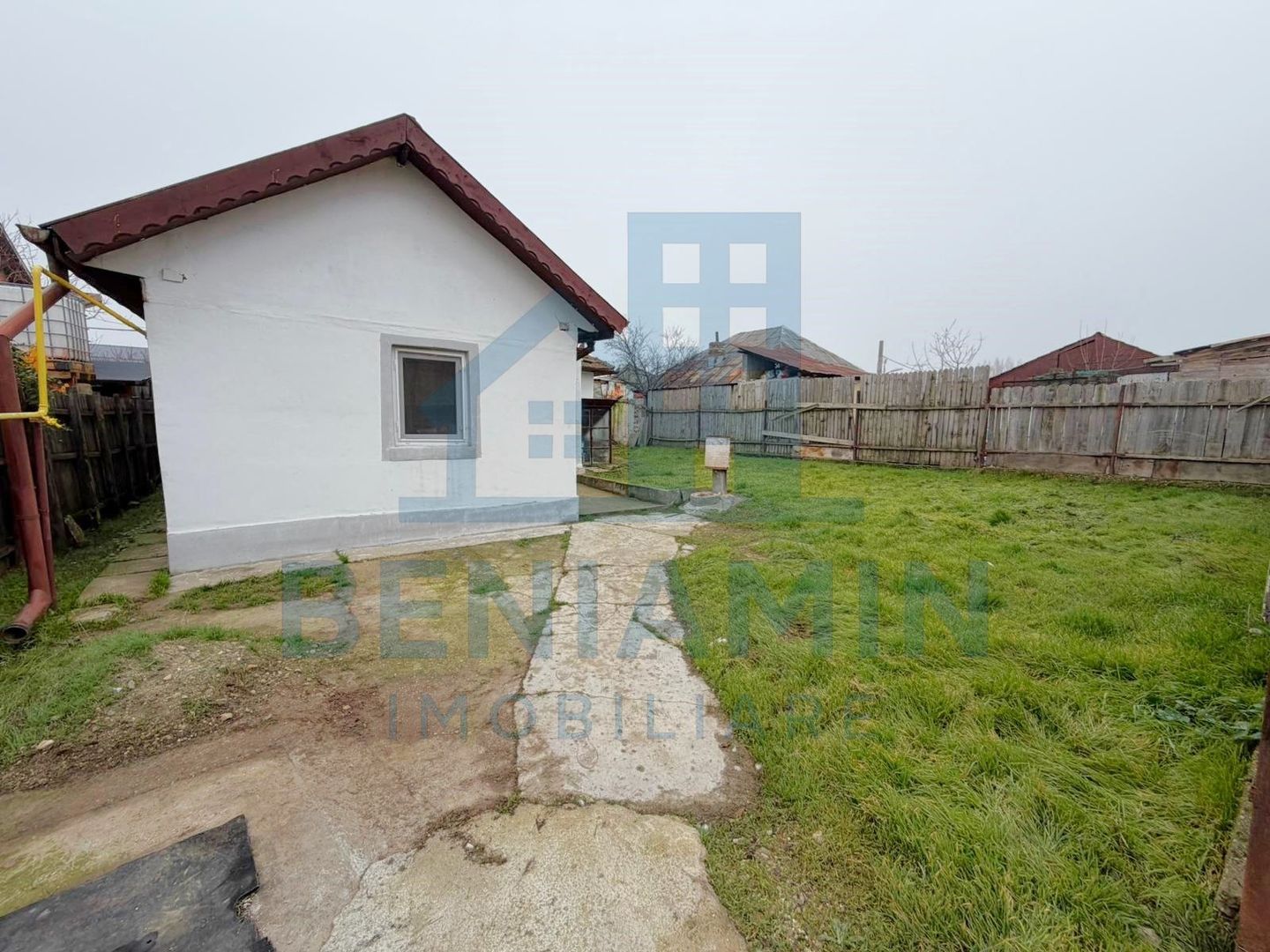Casa 3 camere-Teren 300mp-Centrala termica-Libera-Zona Brestei - Poză 2