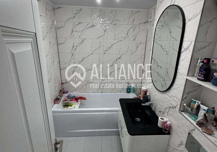 TOMIS NORD (cod04)-3 Camere Decomandate Confort 0 - Poză 7