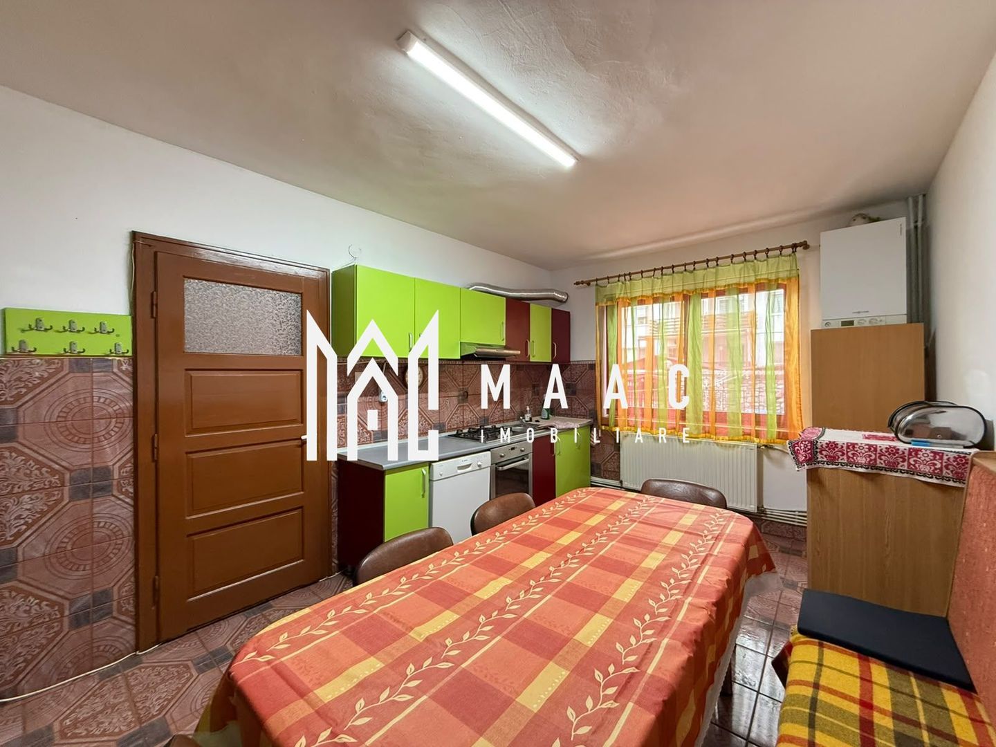 Apartament 4 camere | Curte | 3 bai | 4 balcoane | Strand - Poză 23