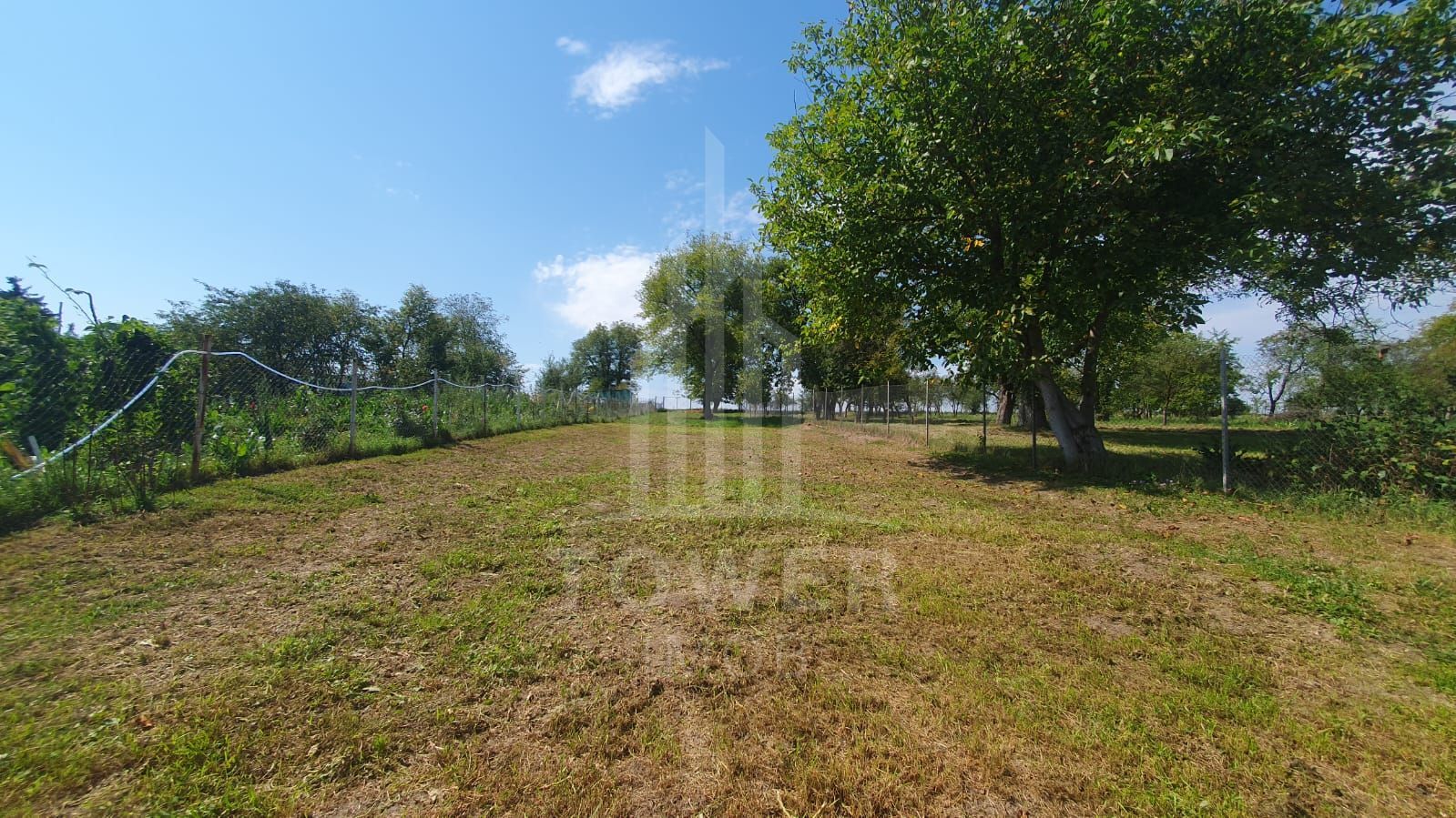 Casă spațioasă de vânzare în comuna Roșia .COMISION 0% - Poză 3