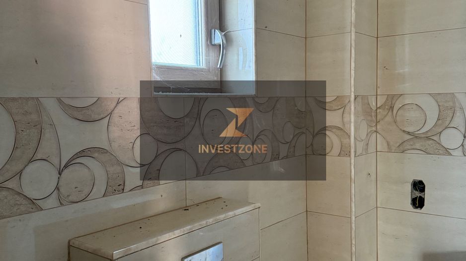 Casă spațioasă cu teren 806 mp - Poză 8