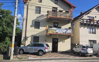 Pensiune 10 camere cu restaurant // teren 900 mp // Moieciu de Jos - Poză 2