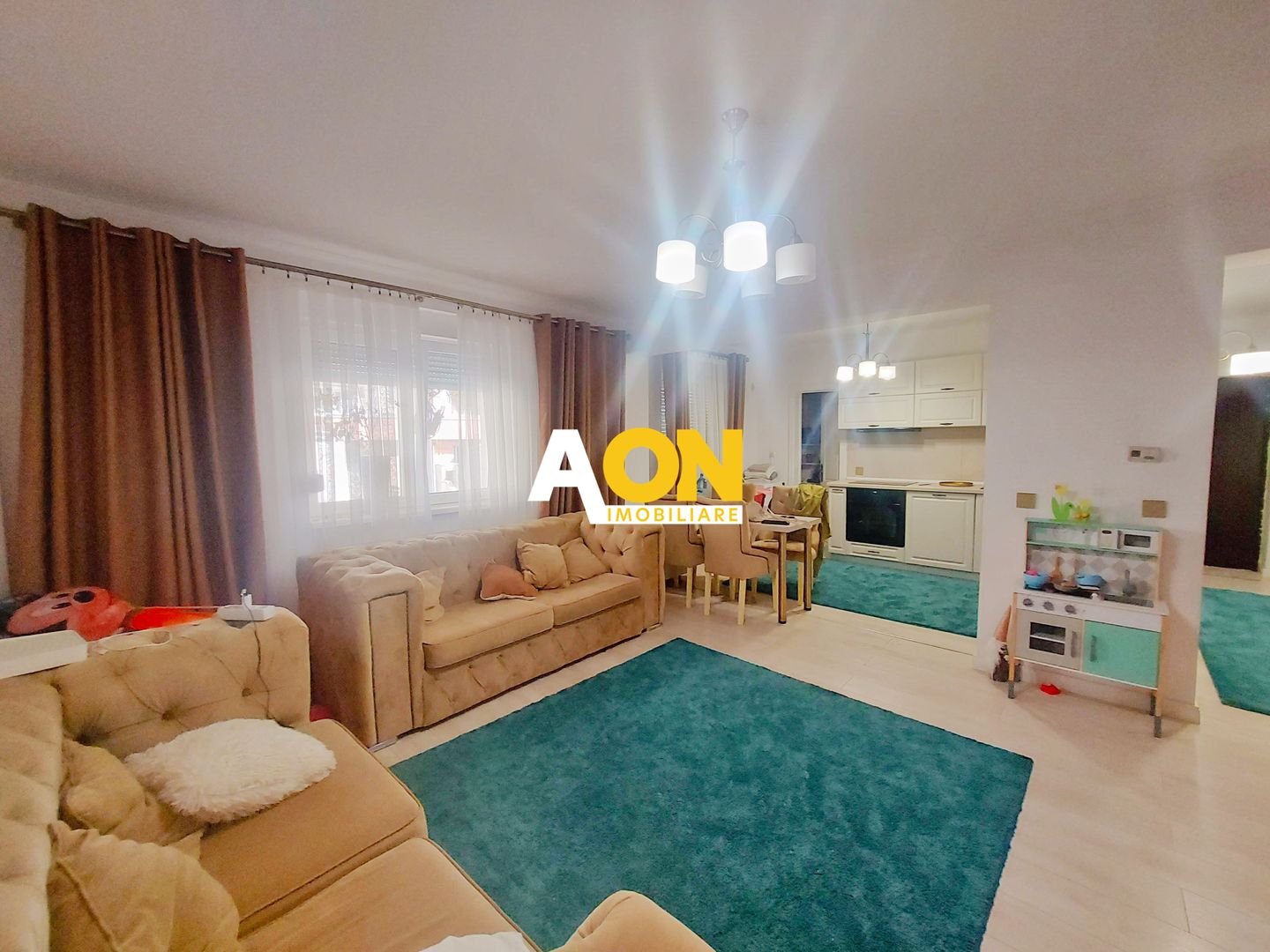 Apartament 2 camere, 61 mp utili, mobilat, utilat + boxa, ultracentral - Poză 1