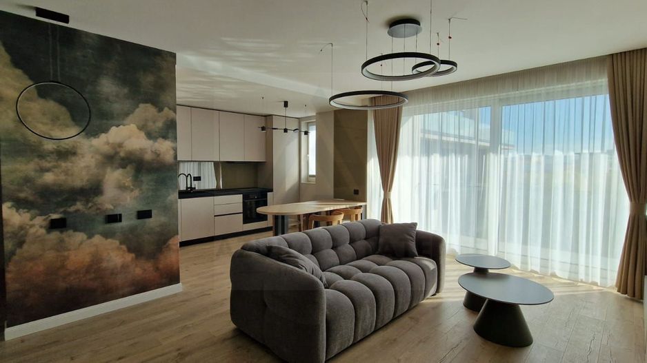 Apartament lux 80 mp utili 3 camere 2 bai si parcare subterana - Poză 1