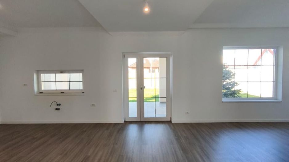 Locuinta individuala in stil mediteranean, teren 668mp - Poză 4