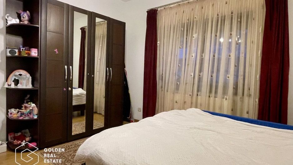 Apartament cu 5 camere și demisol mare, 2 bai, intrare separată - Poză 9