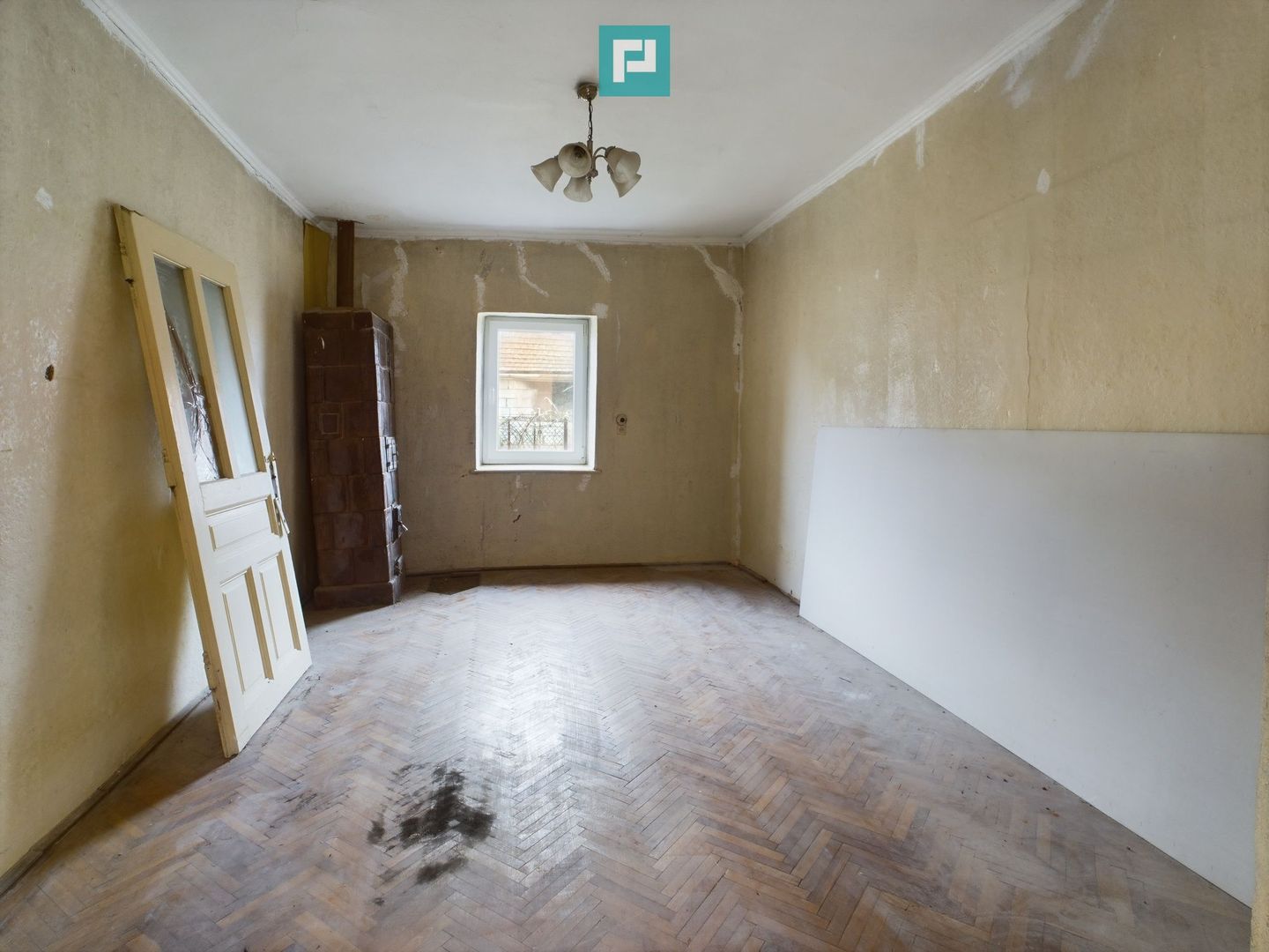 Oportunitate unică! Casă reabilitată parțial în Nitckidorf - Poză 10