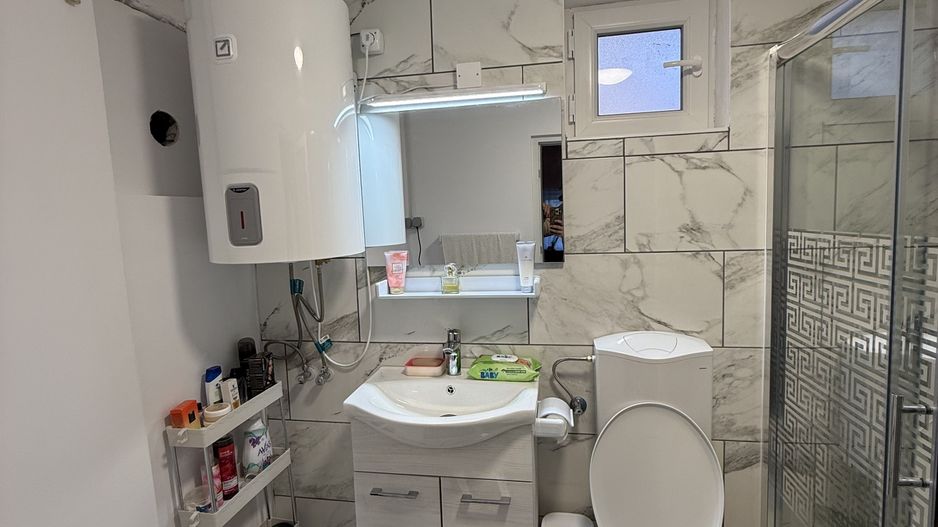 Casa 5 camere, foișor , garaj și teren 800mp cu toate utilitățile! - Poză 3