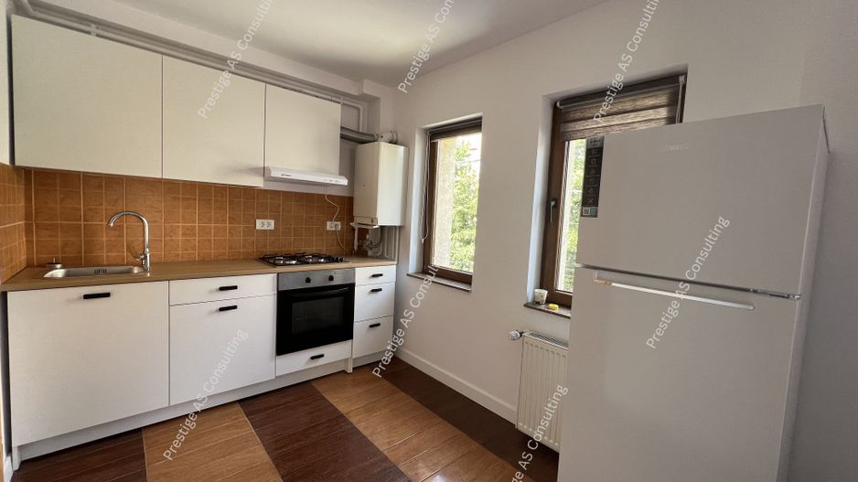 Apartament 3 Camere Etaj 1 | Parcare Subterana | Girocului - Poză 2