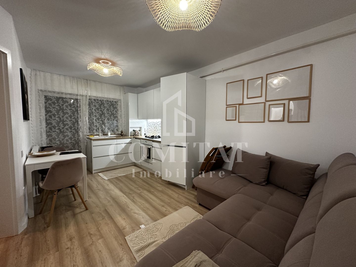 Apartament la cheie | Parcare | Zona Str Porii-Floresti - Poză 2