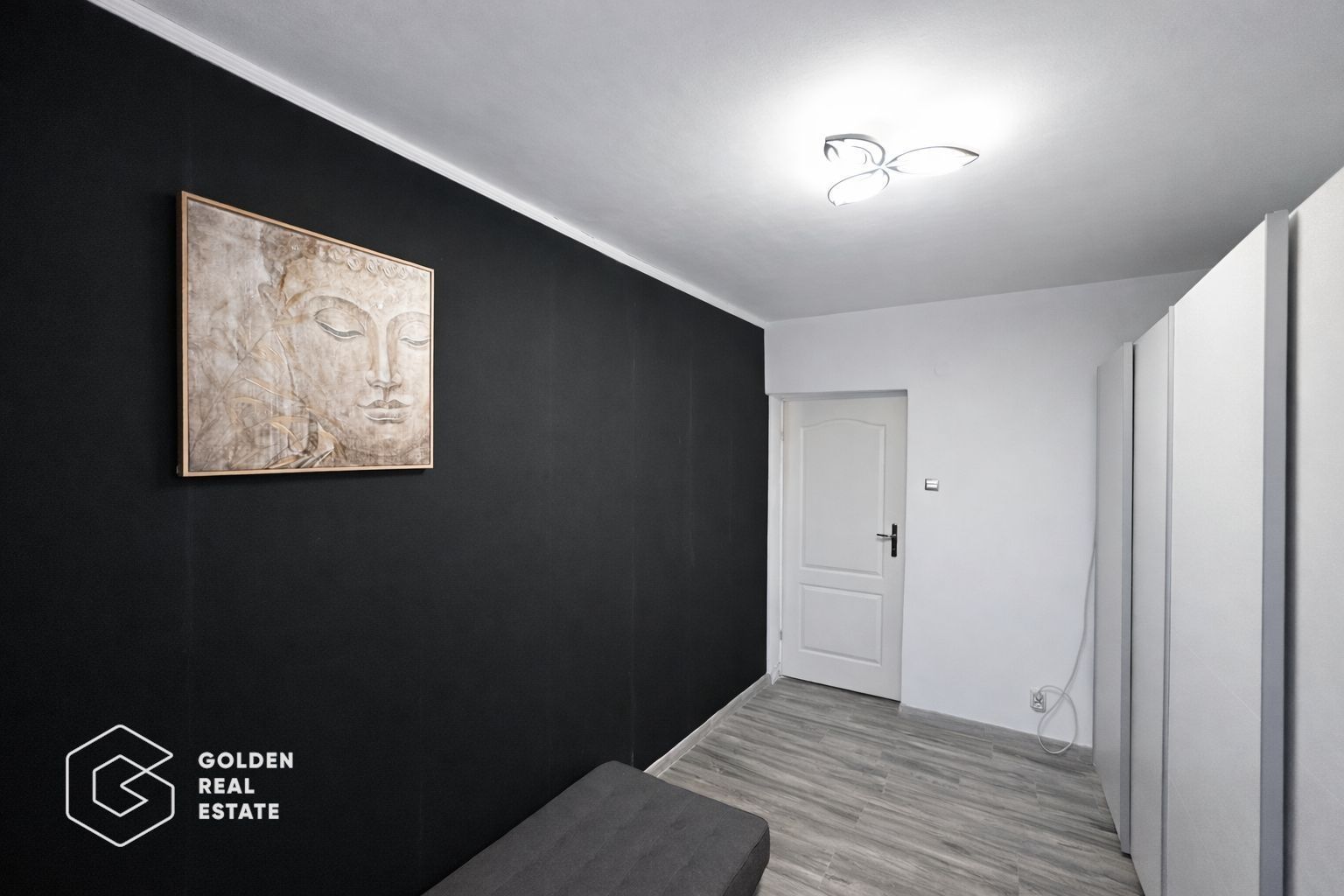 Apartament 2 camere, Piata Mica, renovat recent si loc de parcare inclus - Poză 6