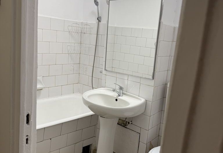 Garsonieră în Brazdă lui Novac - Poză 8