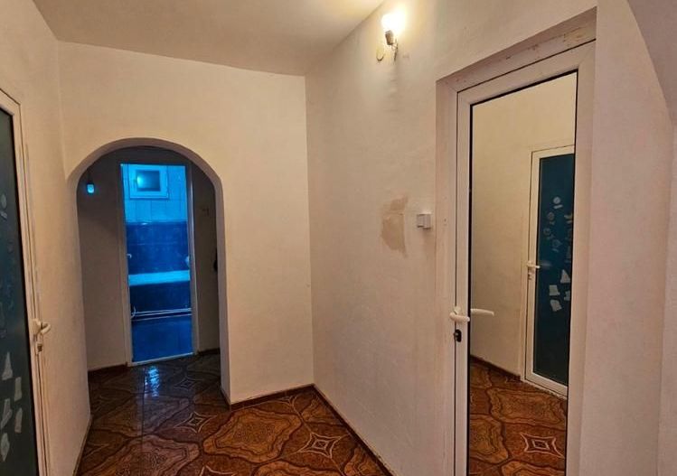 Apartament 4 camere, etaj 1 , Micro 18 - Poză 10