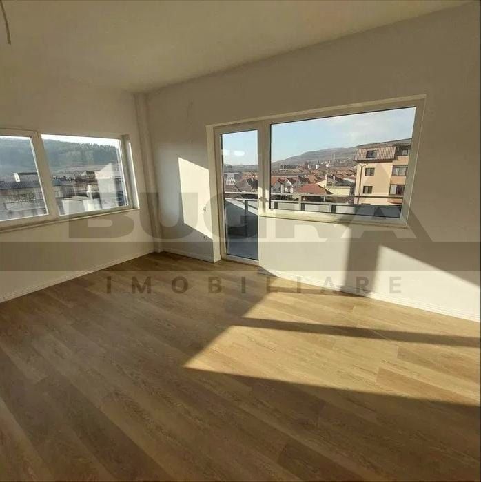 Apartament finisat cu 3 camere, 75 mp,  parare, zona Baciu Regal - Poză 2