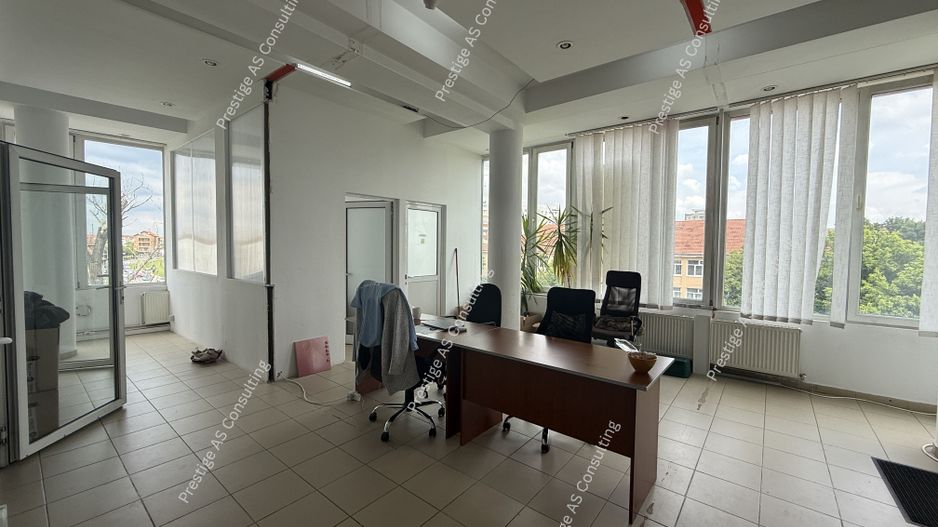 Spatiu Comercial Open Space | 82mp utili | Bulevardul Cetatii - Poză 1
