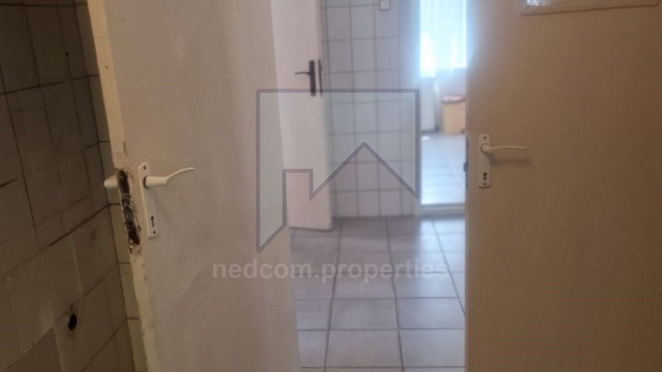 Casa S+P+1 - zona Calea Grivitei - Poză 12