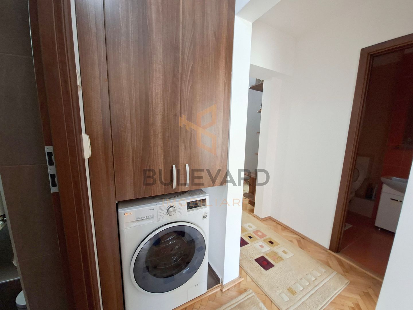 Apartament 3 camere decomandate + parcare, mijlocul strazii Titulescu! - Poză 15