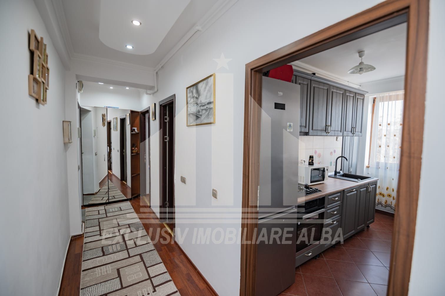 Apartament 3 camere | De inchiriat | 65 mp | Mobilat | Centru - Poză 2