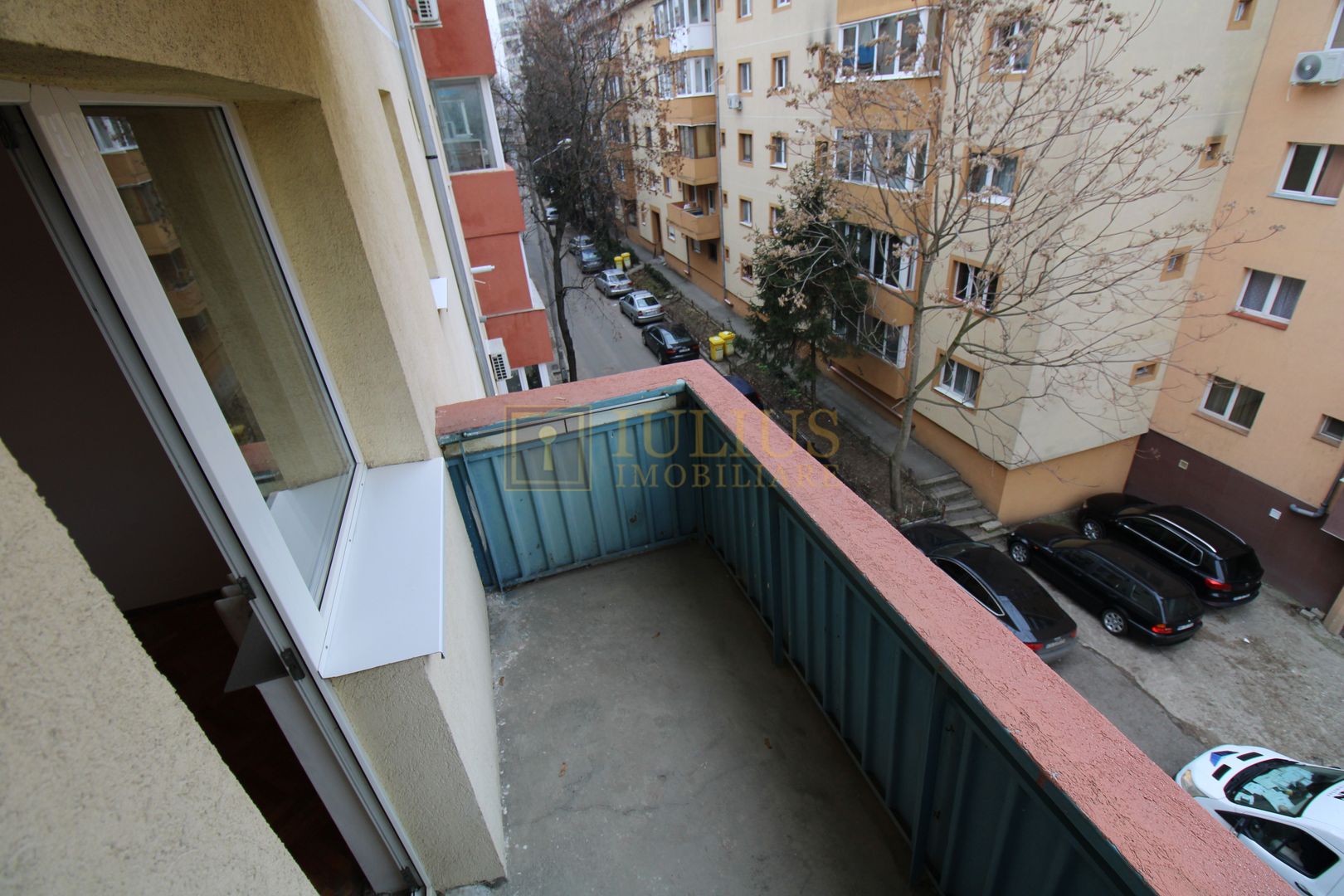 3camere, ideal pentru cei ce doresc sa renoveze de la zero un apartament. - Poză 6