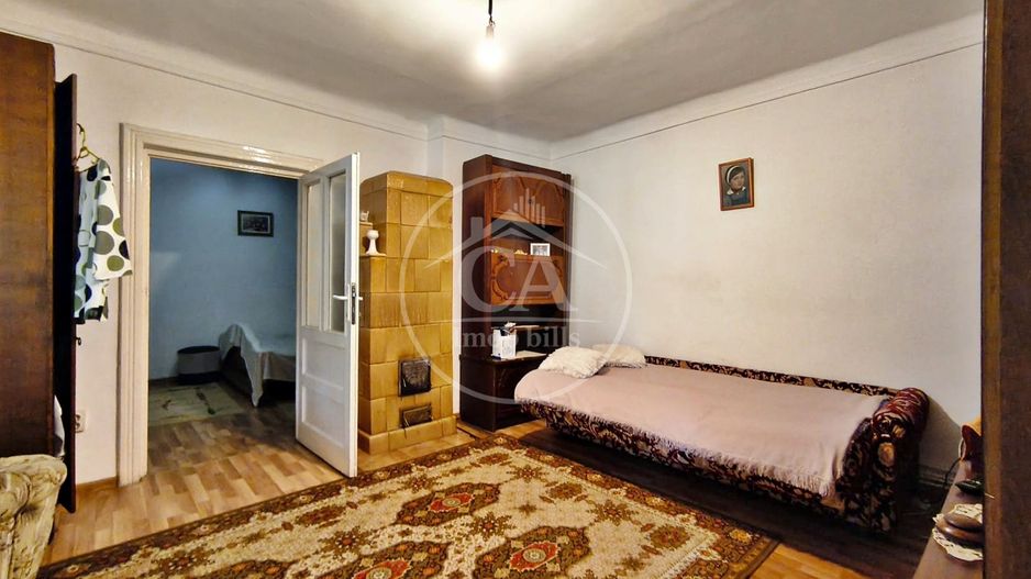 Casa de vânzare cu 7 camere de tip P+M in Sanmartin, Bihor - Poză 13