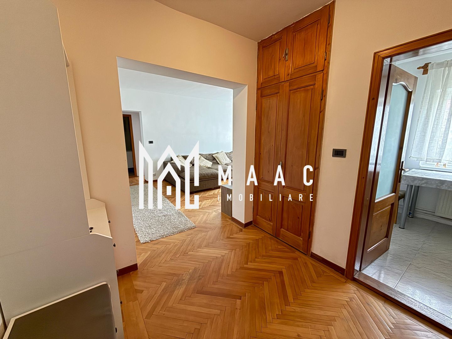 Apartament 3 camere | 2 bai | Renovat | Balcon | V. Aurie - Poză 23