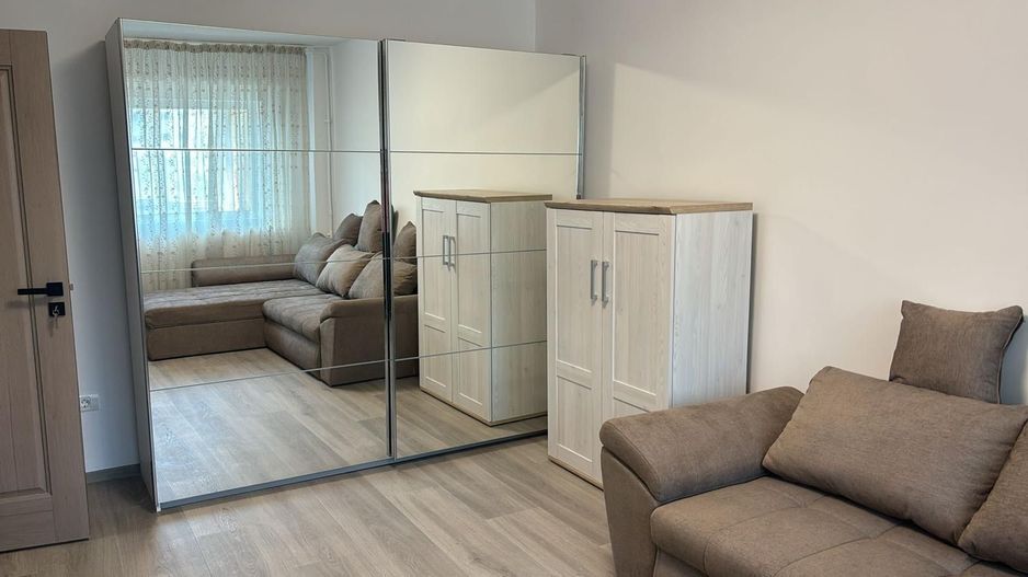 Prima închiriere | 2 camere decomandat | 65 mp | Zona Biserica Capra - Mega Mall - Poză 2