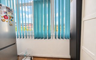 Apartament 3 camere, 2 bai, decomandat, Cetate, zona Liceului Sportiv - Poză 8