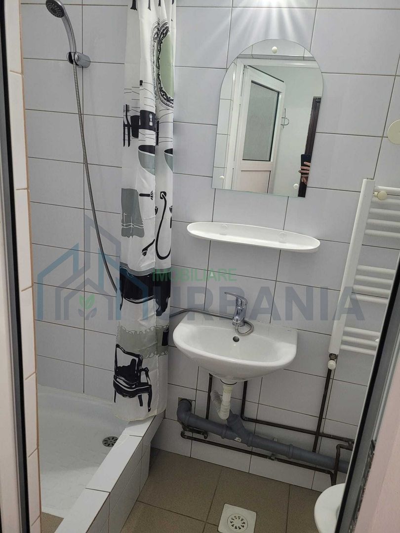 # Apartament cu 1 camera zona Podul de Fier - Poză 7
