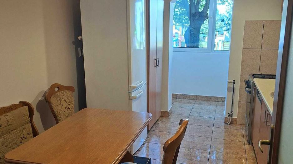 Apartement de inchiriat cu 3 camere - zona Calea Floresti - Poză 1