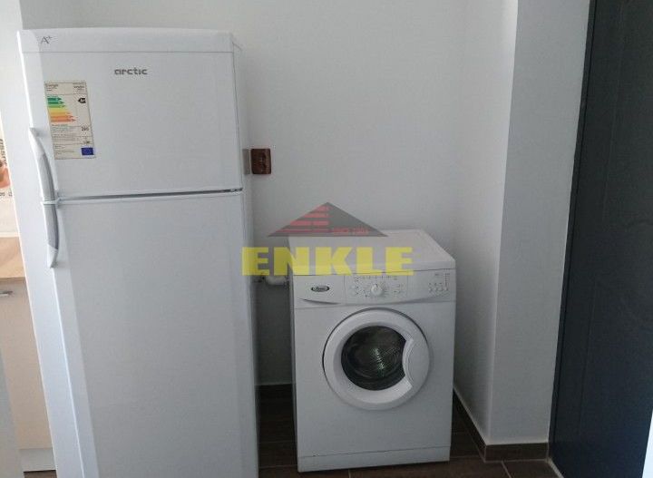 Garsoniera mobilata si utilata, zona Bucovina, renovata, 270 euro - Poză 6