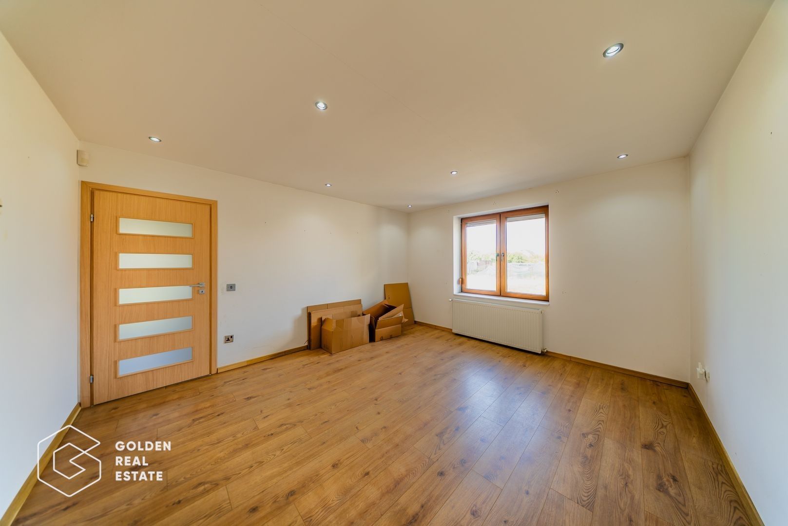 Casa cocheta cu 3 camere, în Bujac, comision 0% - Poză 13