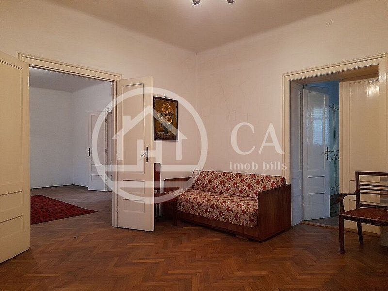 Apartament la casa cu 4 camere de vanzare zona ultracentrala Oradea - Poză 7