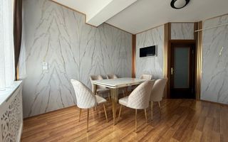 Apartament de lux cu panorama superba la Dunare - Poză 8