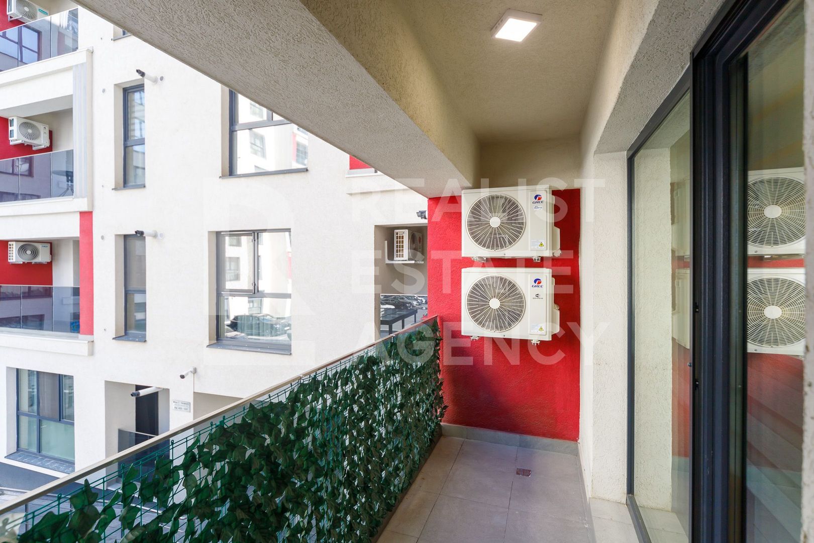 Vânzare, apartament cu 3 camere în zona Lujerului - Poză 20