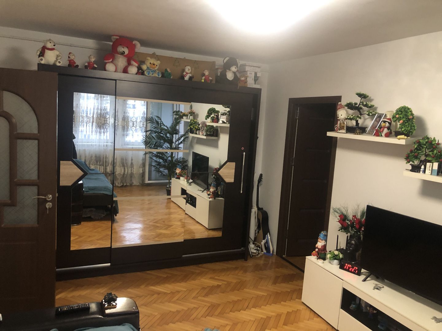 De vanzare Apartament  2 camere  Lujerului - Poză 2
