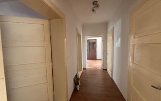 Casa singur in curte 335 mp teren si acces auto in zona Promenada Mall - Poză 3