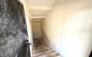 Casa în or.Ialoveni centru - Poză 10