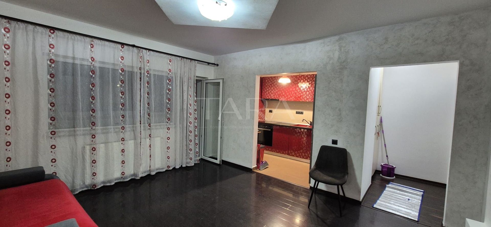Apartament 2 camere, Apahida, zona Centrala. - Poză 1