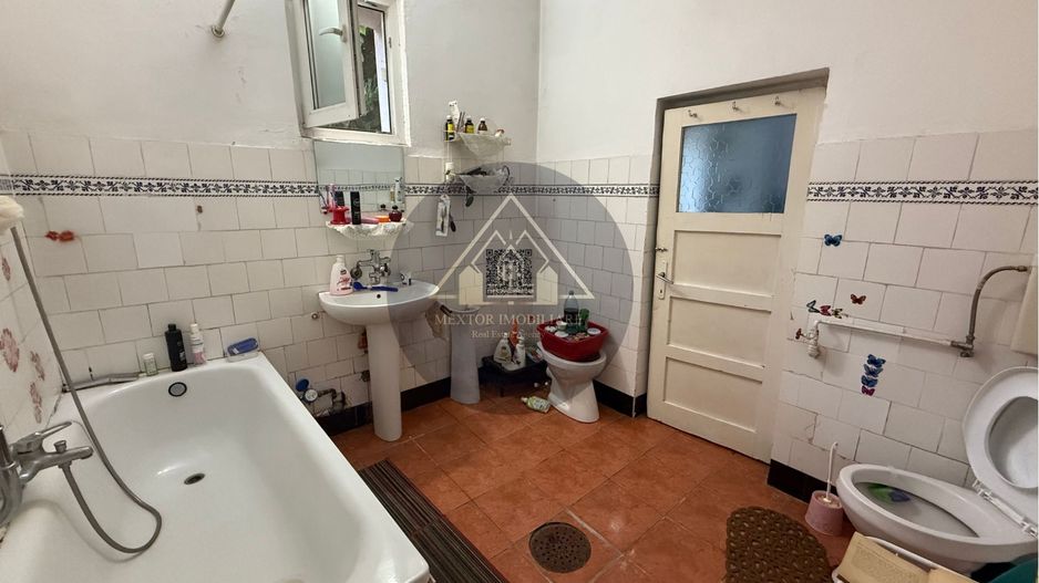 Centru medical, spatiu comercial de vanzare, Medias - Poză 13