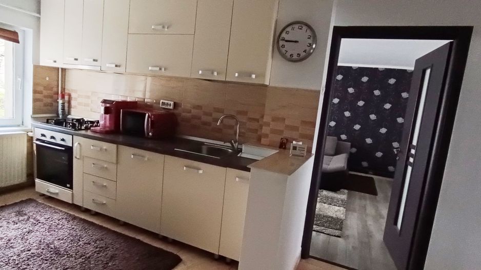 Apartament cu 3 camere pretabil birou sau locuinta in Brasov - Poză 4