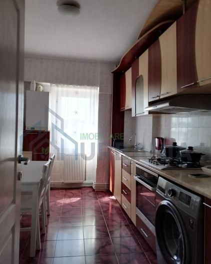Apartament 3 camere decomandat - Poză 6