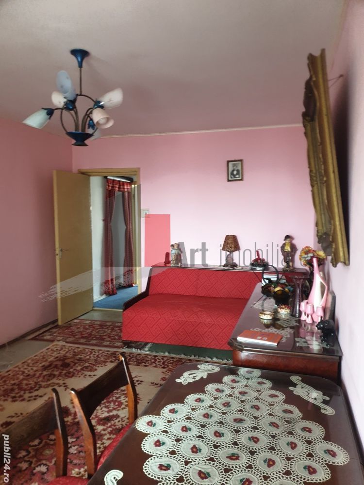 Apartament 3 camere decomandat zona Apusului - Poză 1