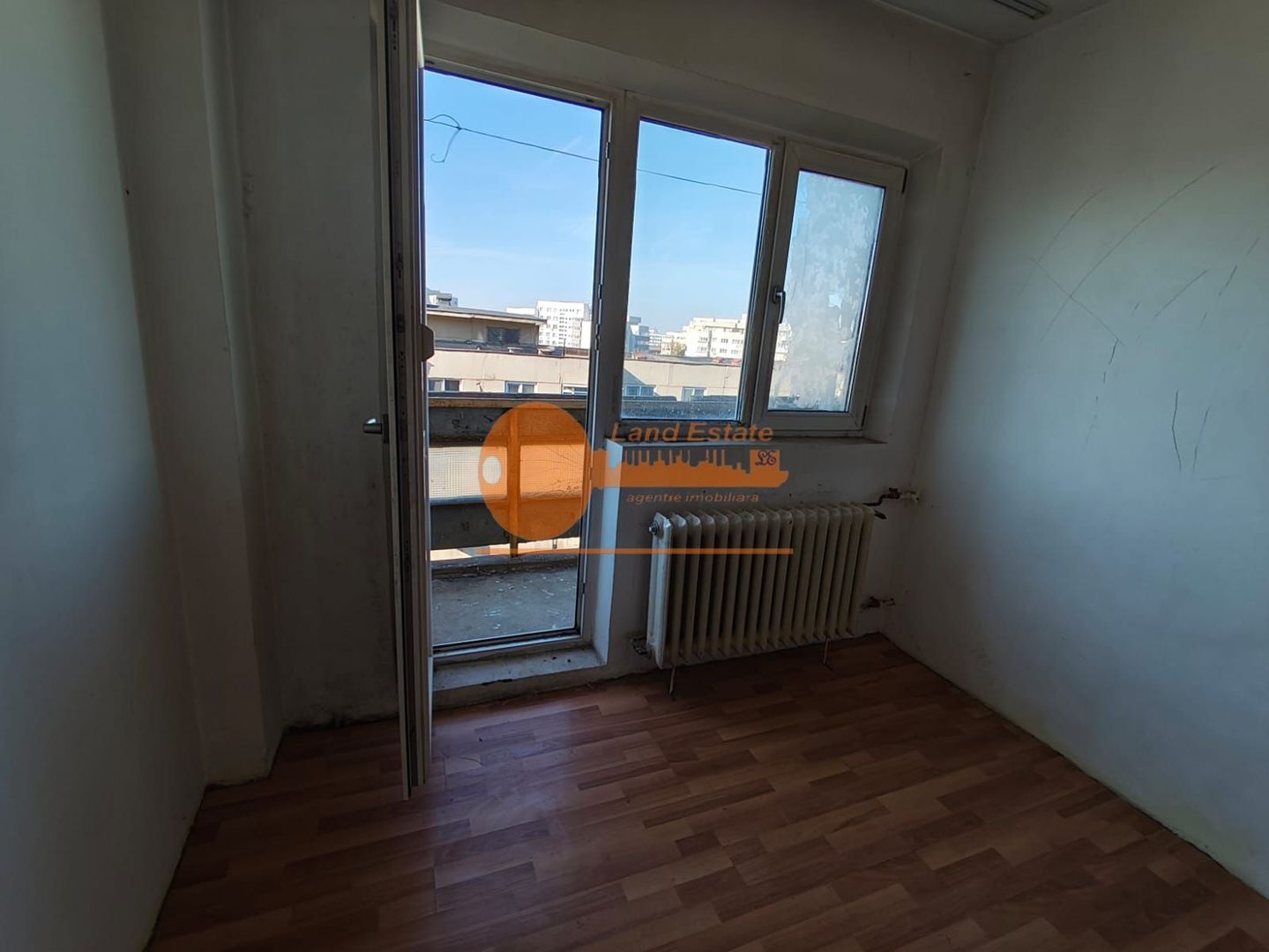 Garsoniera Gorjului-Bloc mixt(200 m metrou-1981) - Poză 5