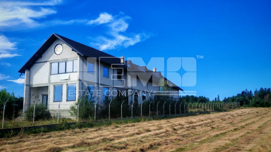 Vila 850 MP Utili | Horodnic de Sus | 27 Ari Teren - Poză 3