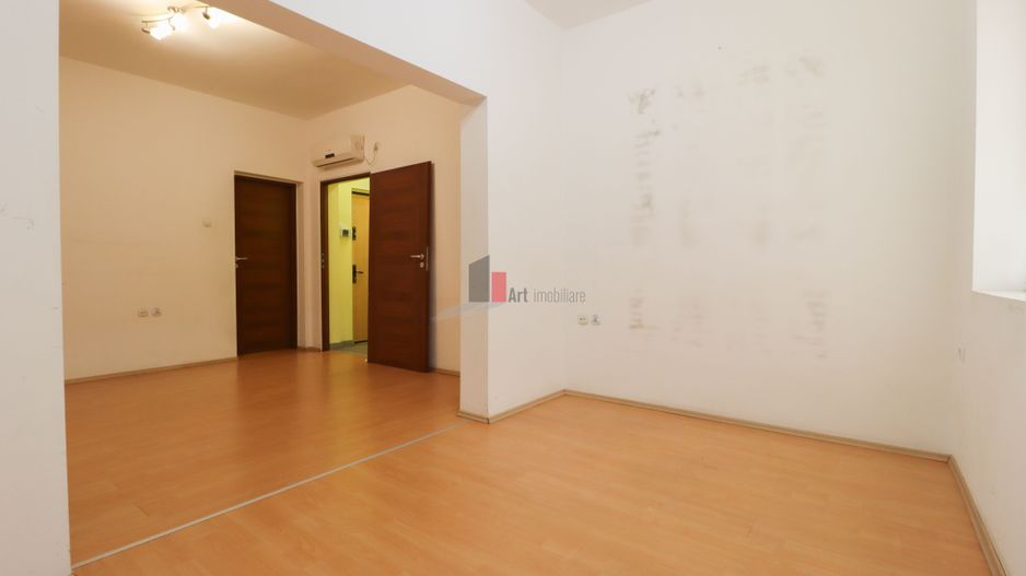 Spatiul "AVANOA", in vila CONSOLIDATA, 3-4 camere, FARA MENTENANTA - Poză 3