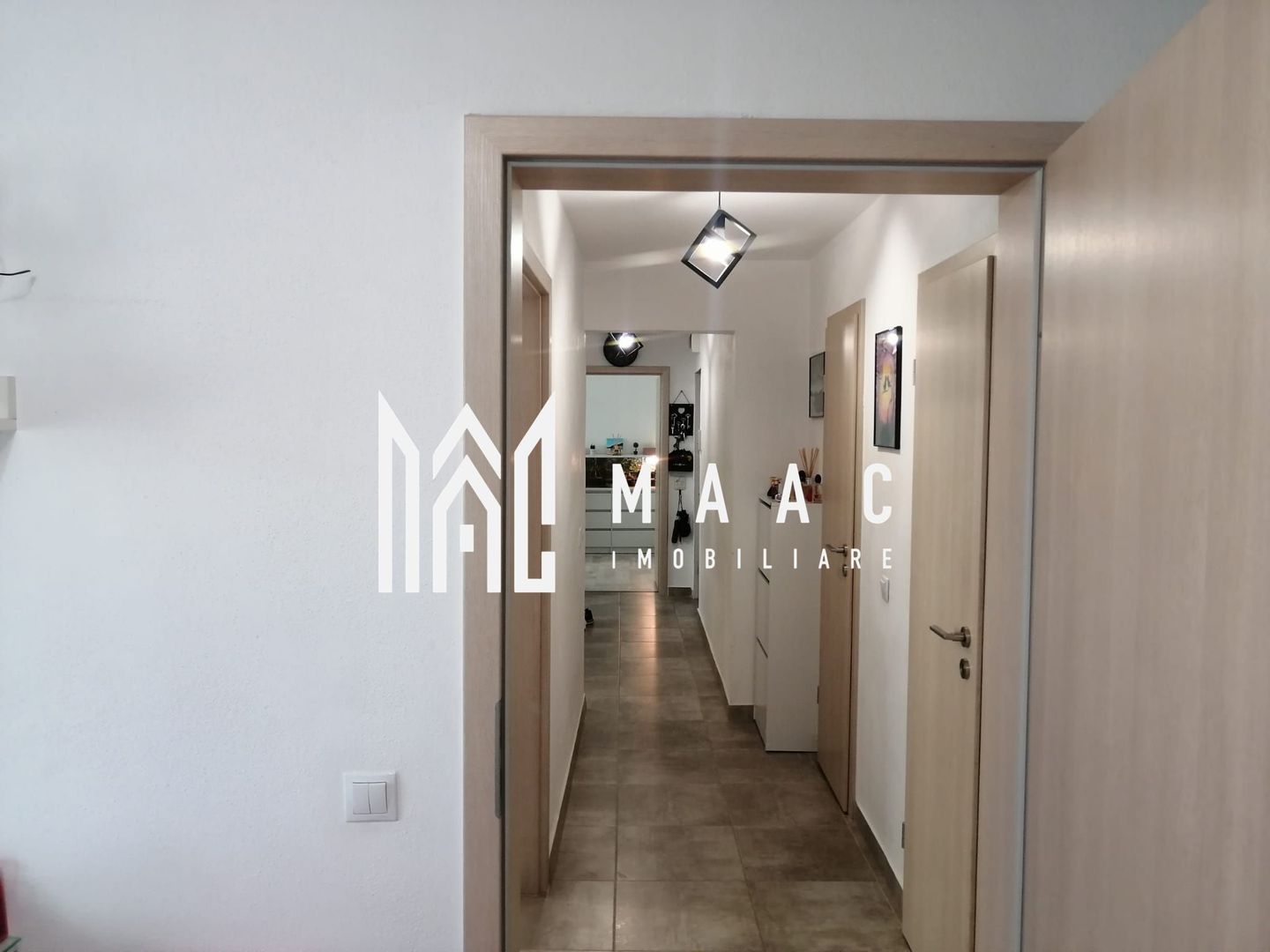 Apartament 3 Camere | Decomandat | Balcon | Pivnita | 63 MPU - Poză 6