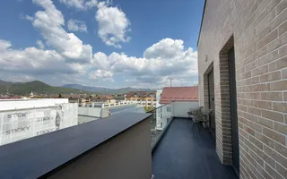 Penthouse ultrafinisat pe 2 niveluri | sauna |  parcare | zona centrala - Poză 21